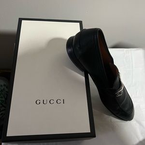 GUCCI MENS DRESS SHOES!!